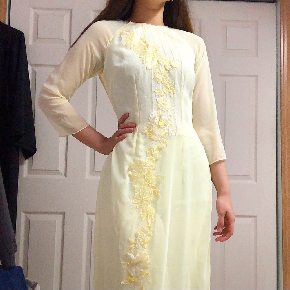 Light Yellow Traditional Vietnamese Ao Dai